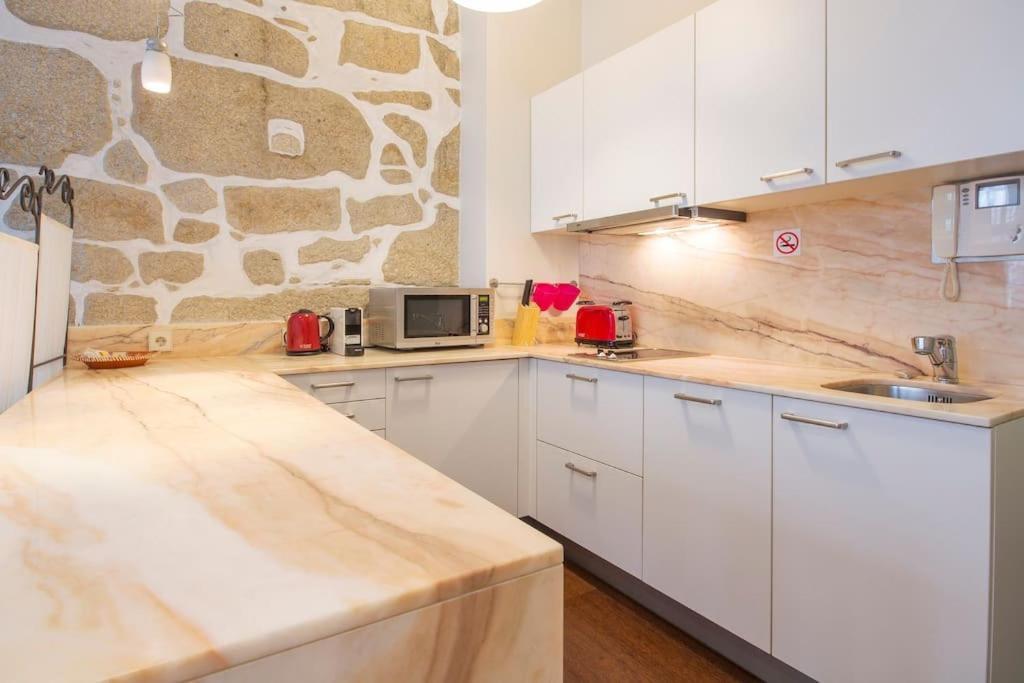 Ohh - Ganesha Studio- Oporto Center Apartman Kültér fotó